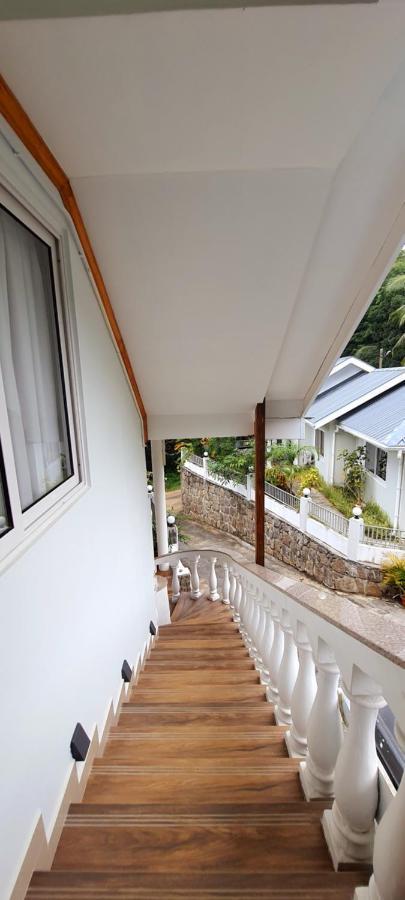 Le Chant De Merle Self -Catering Studios And Apartments Mahé Zewnętrze zdjęcie